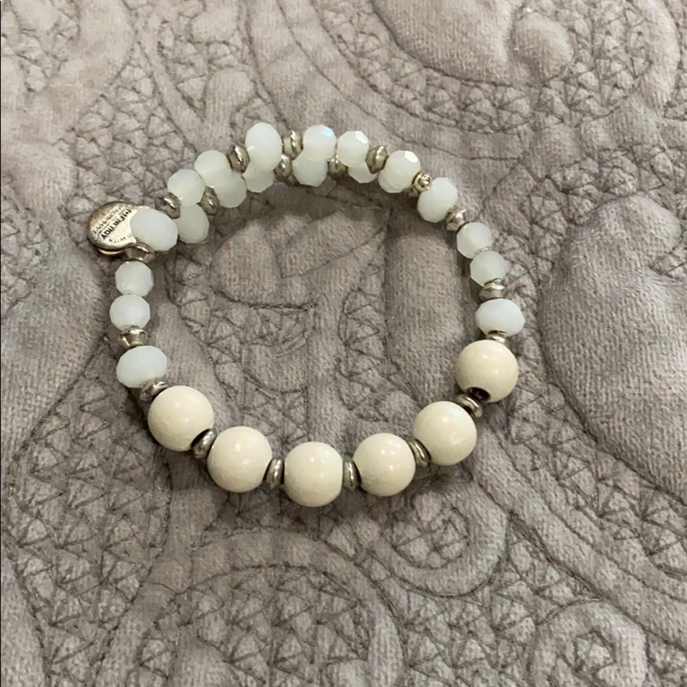 ⚡️Flash Sale ⚡️Alex and Ani beaded wrap
